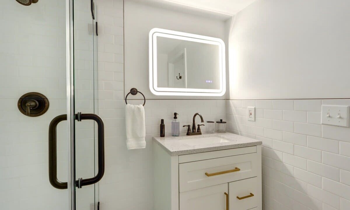 Photo of Bathroom in Historic District - North