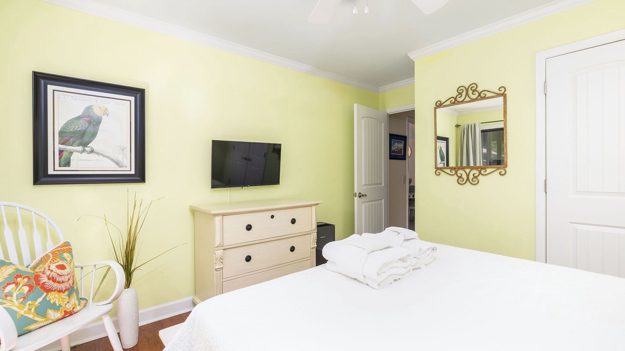 Photo of Bedroom in Twin Oaks