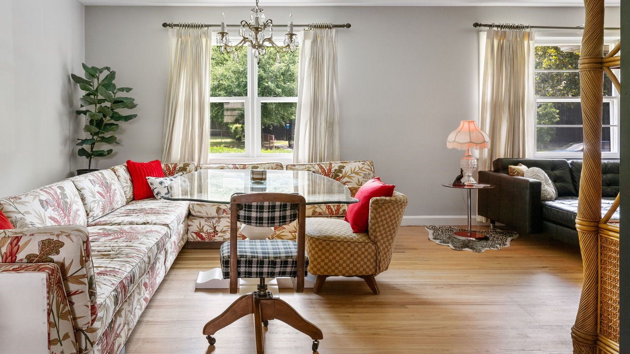 Photo of Livingroom in North Charleston