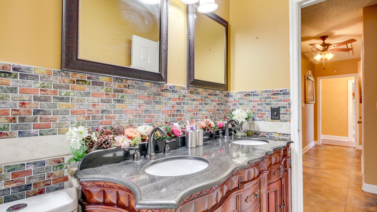 Photo of Bathroom in Dentsville