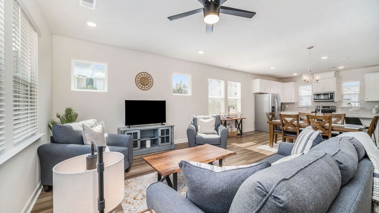 Photo of Livingroom in Johns Island