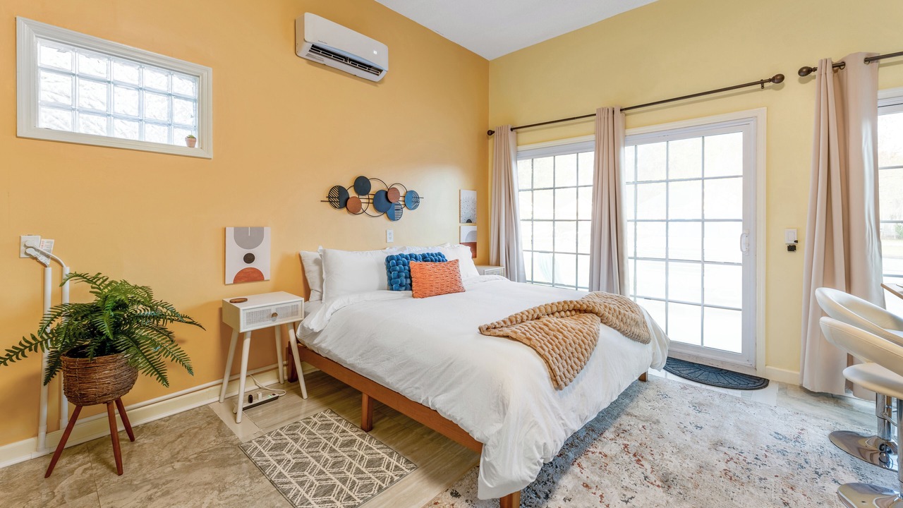 Photo of Bedroom in Whitemarsh Island