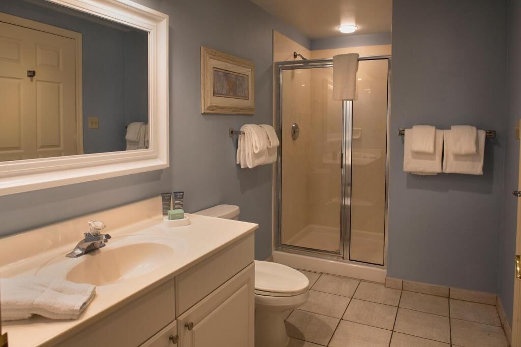 Photo of Bathroom in Shipyard Plantation