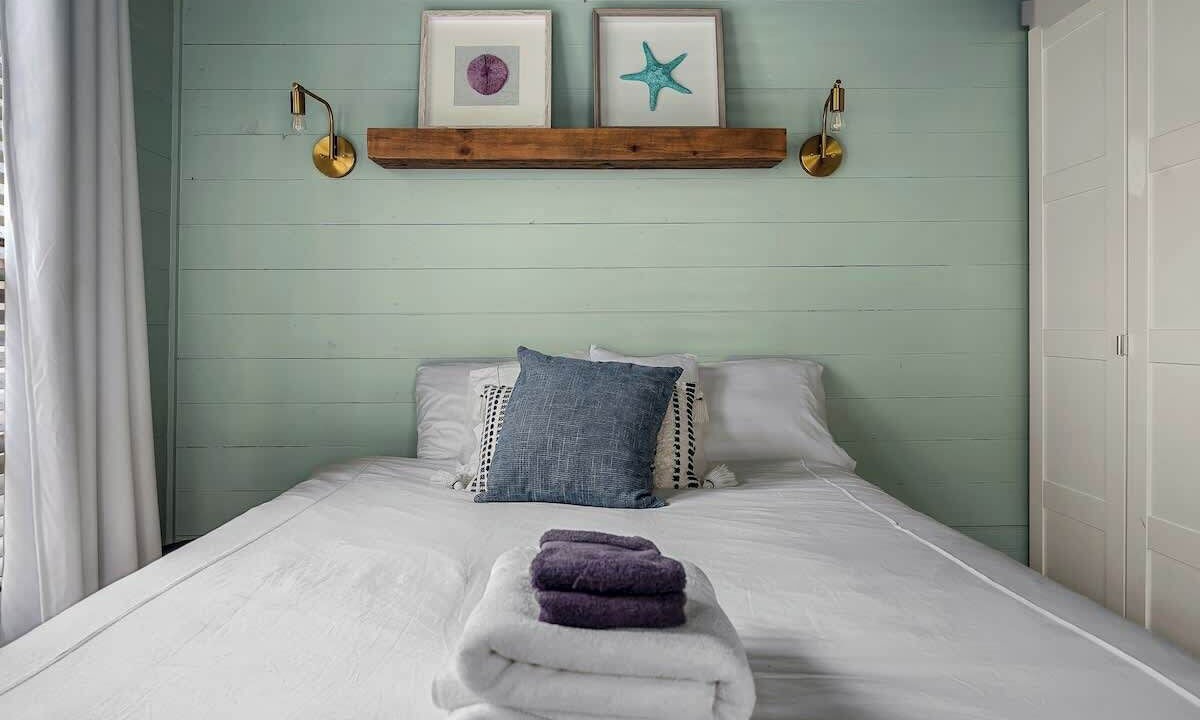Photo of Bedroom in Historic Downtown Savannah