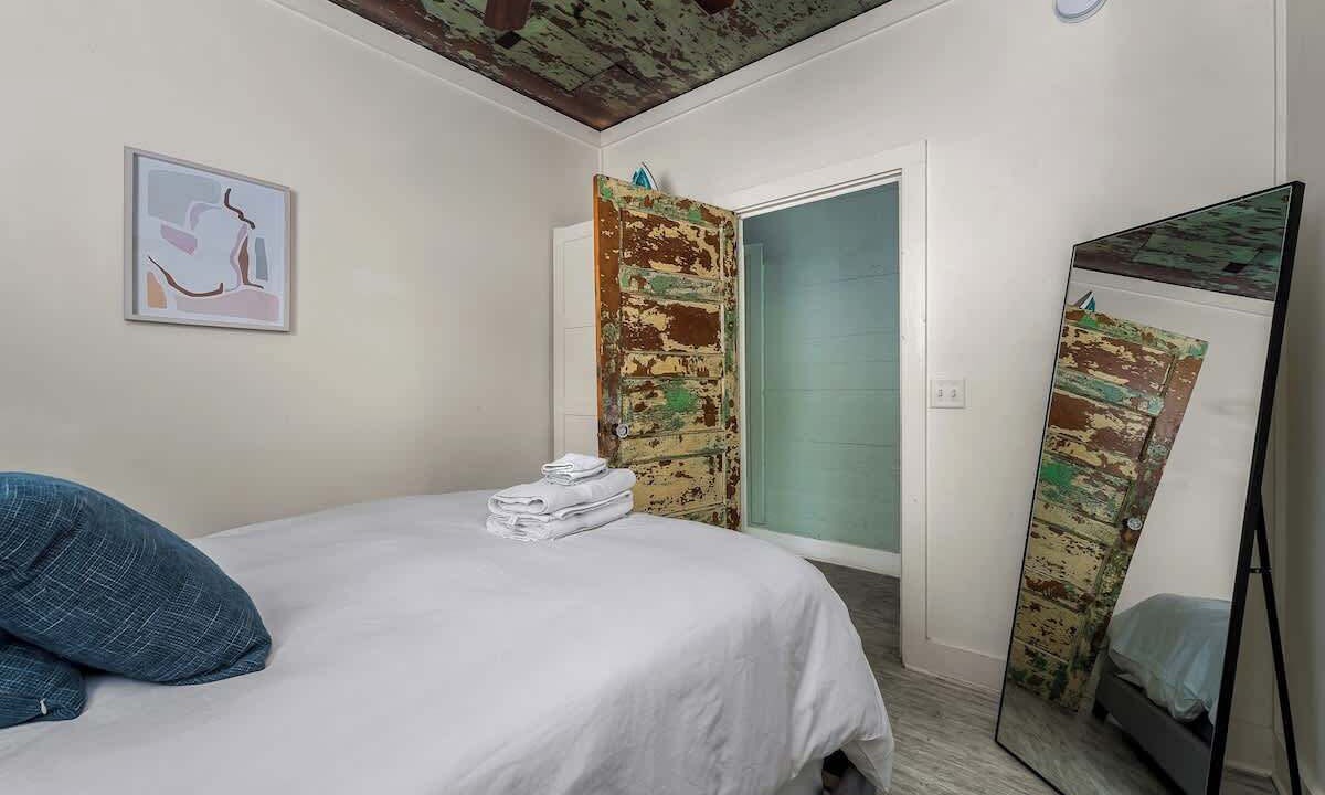 Photo of Bedroom in Historic Downtown Savannah