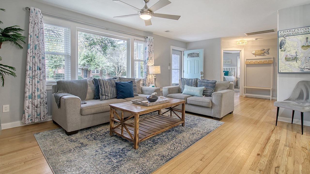 Photo of Livingroom in North Charleston