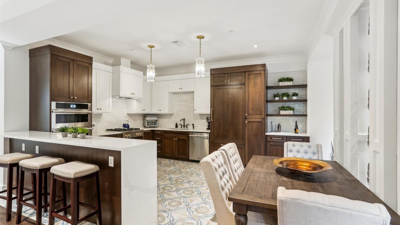 Photo of Kitchen in Historic District - North