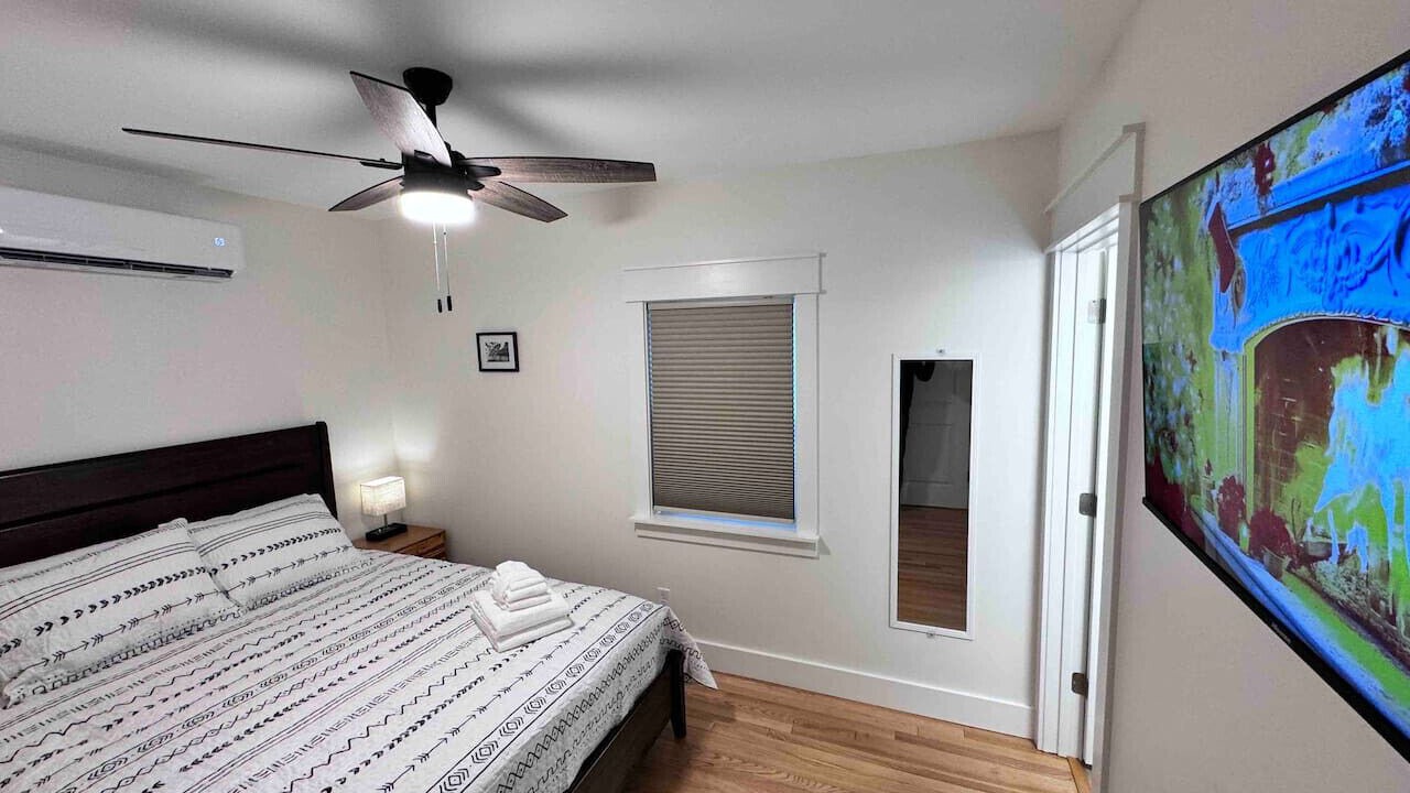 Photo of Bedroom in Uptown