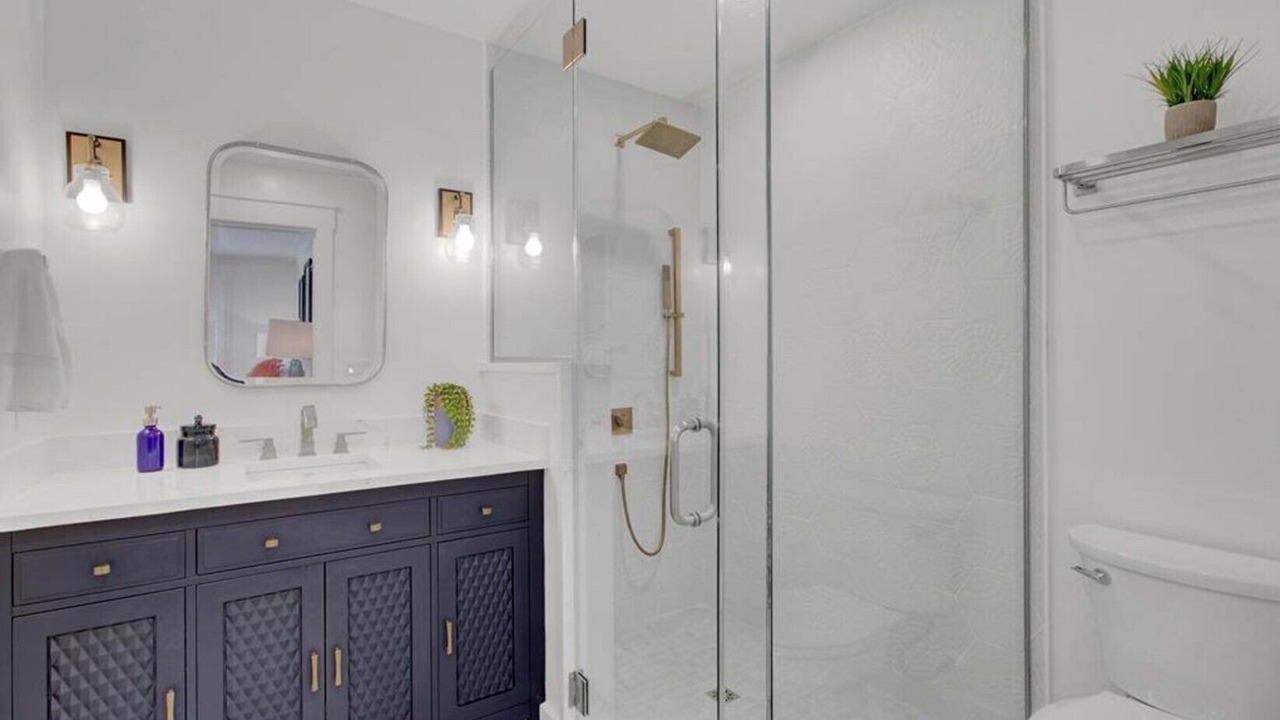 Photo of Bathroom in Isle of Palms