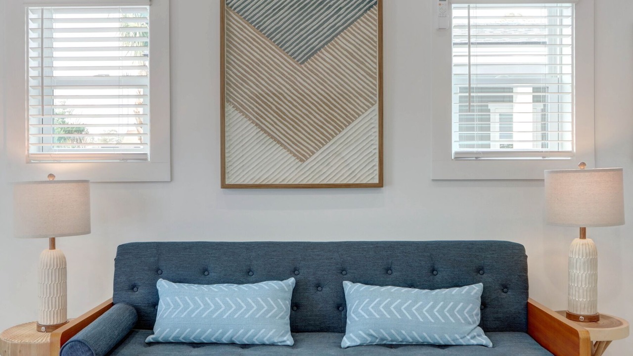 Photo of Livingroom in Thunderbolt