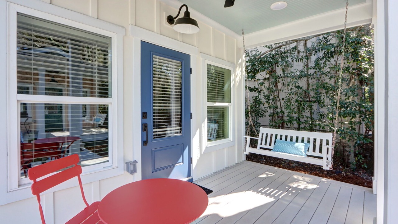 Photo of Outdoor in Thunderbolt