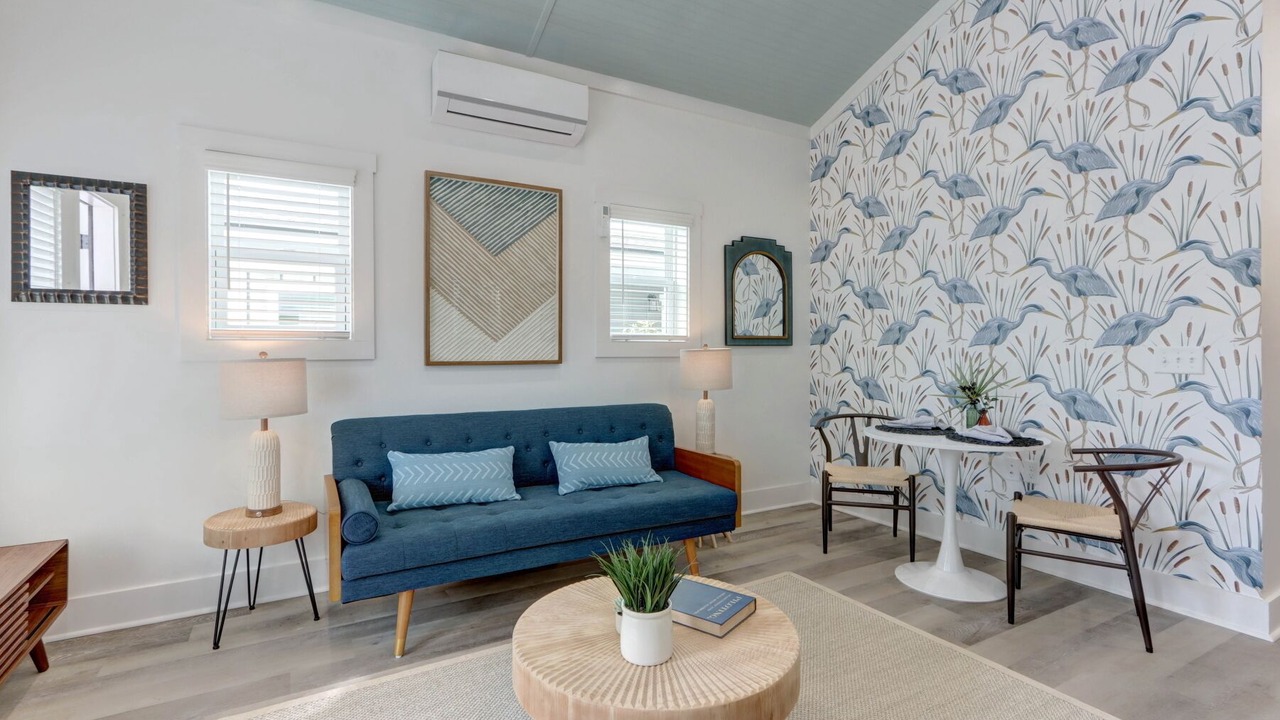 Photo of Livingroom in Thunderbolt