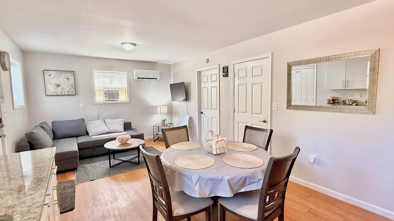 Photo of Livingroom in North Charleston