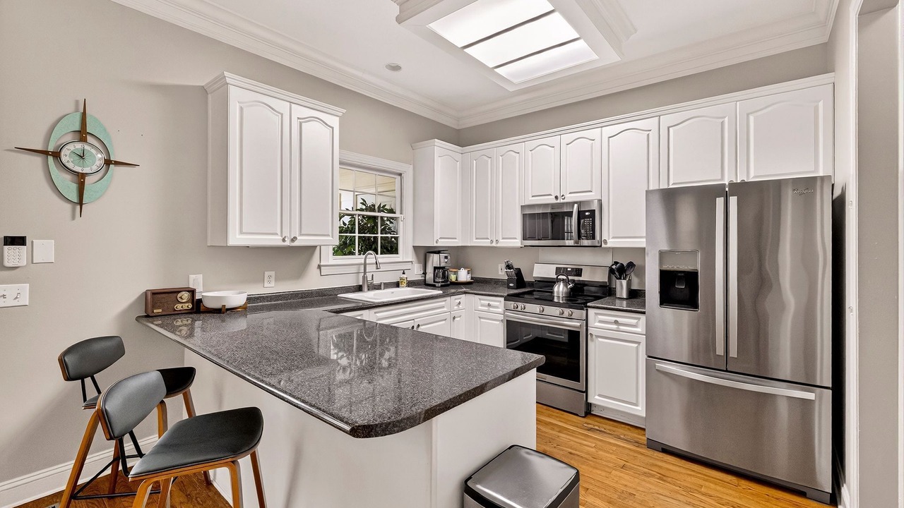 Photo of Kitchen in Beach Institute