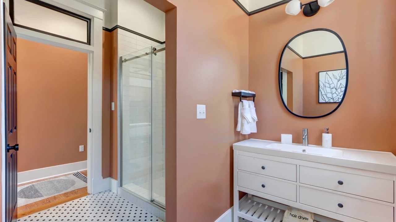 Photo of Bathroom in Old West Broad Neighborhood