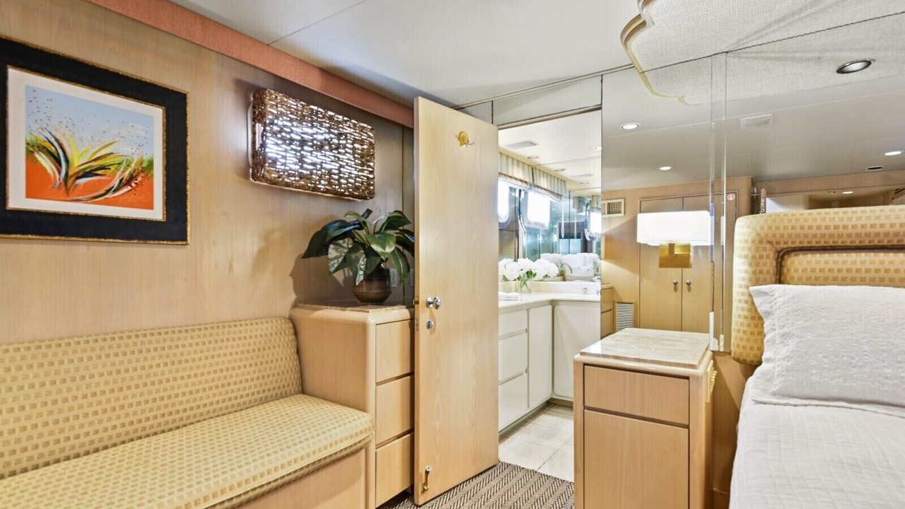 Photo of Bedroom in Downtown Charleston