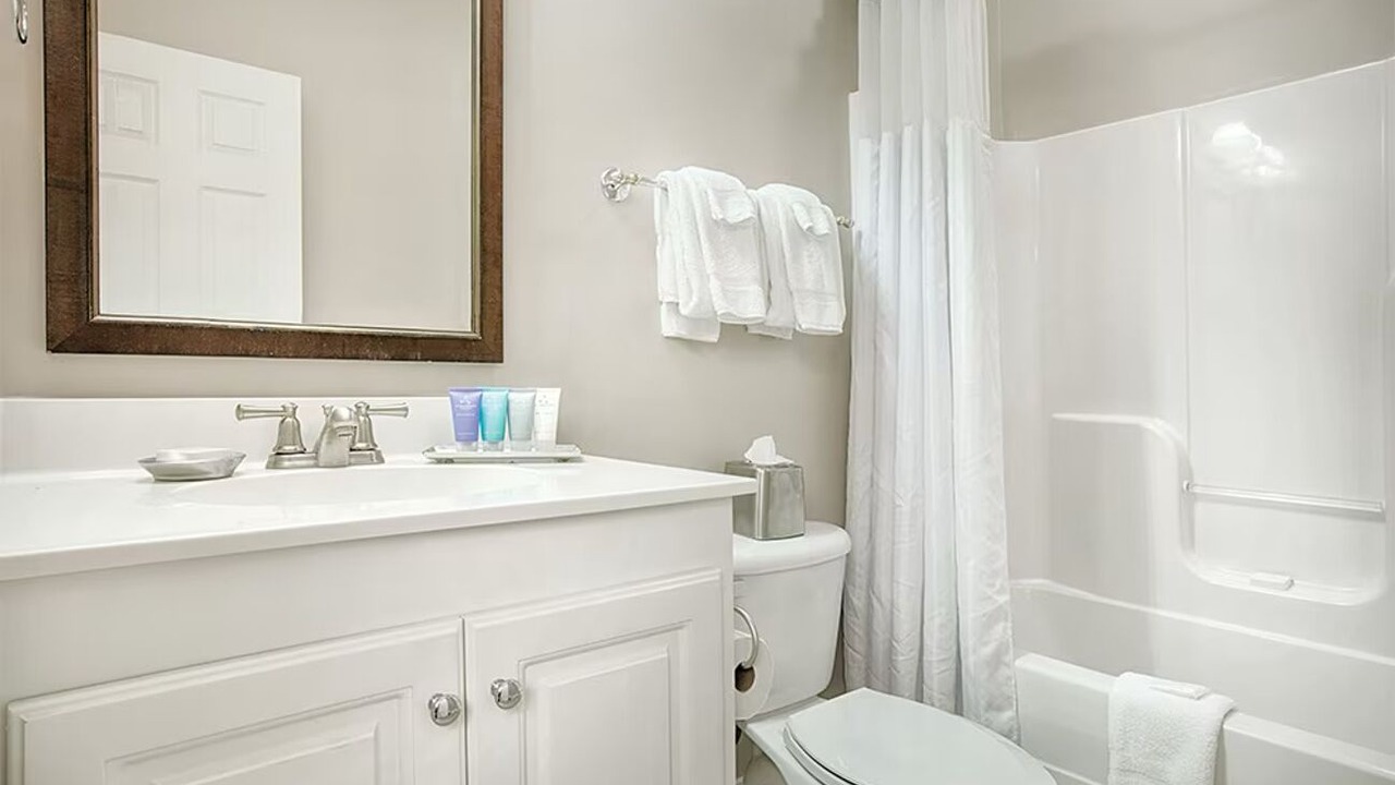 Photo of Bathroom in Ocean Ridge