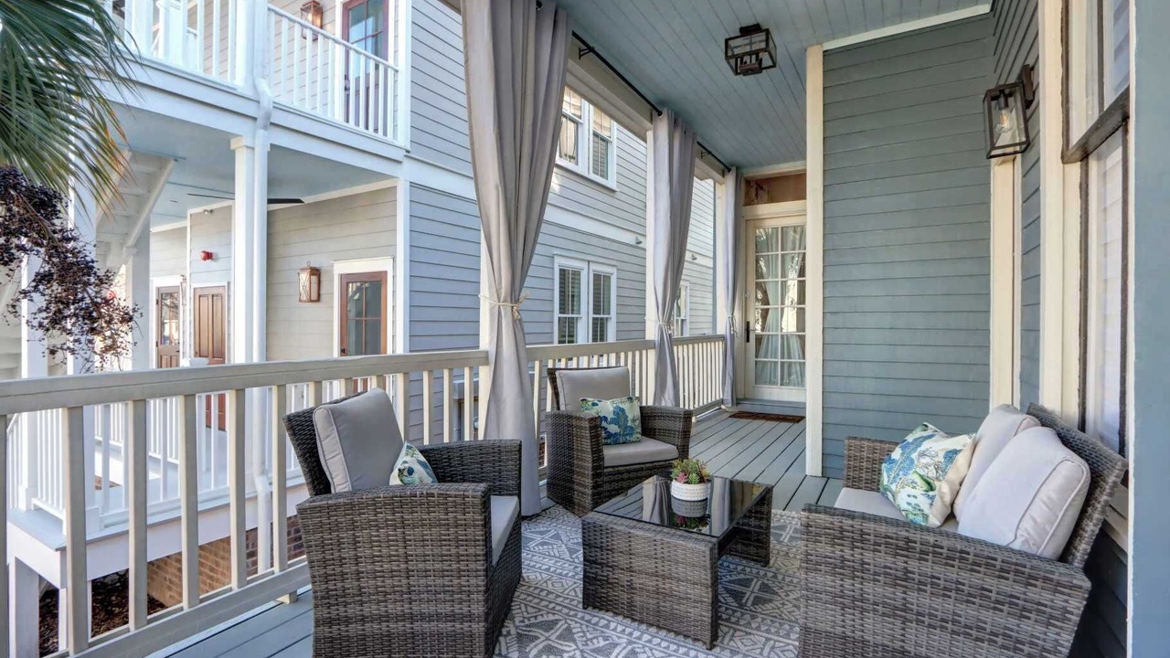 Photo of Patio Balcony in Historic Downtown Savannah