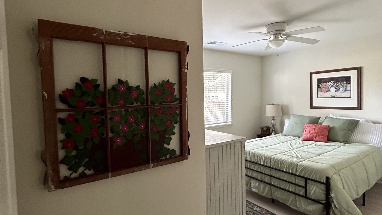 Photo of Bedroom in Olde Town