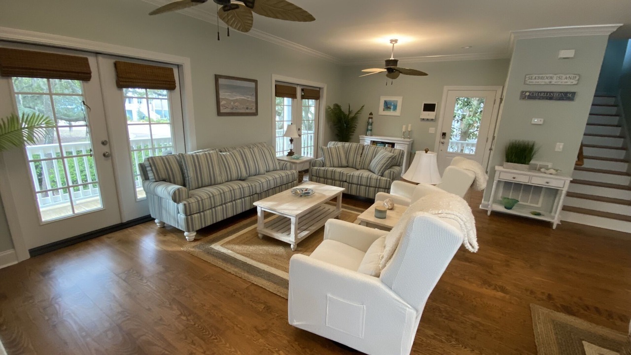 Photo of Livingroom in Seabrook Island