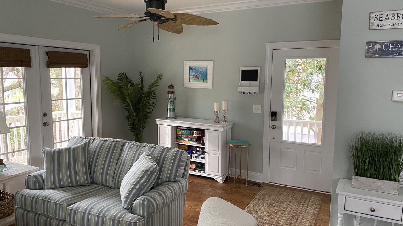 Photo of Livingroom in Seabrook Island