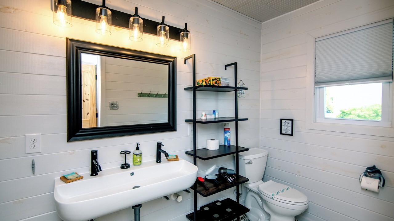 Photo of Bathroom in Edisto Island