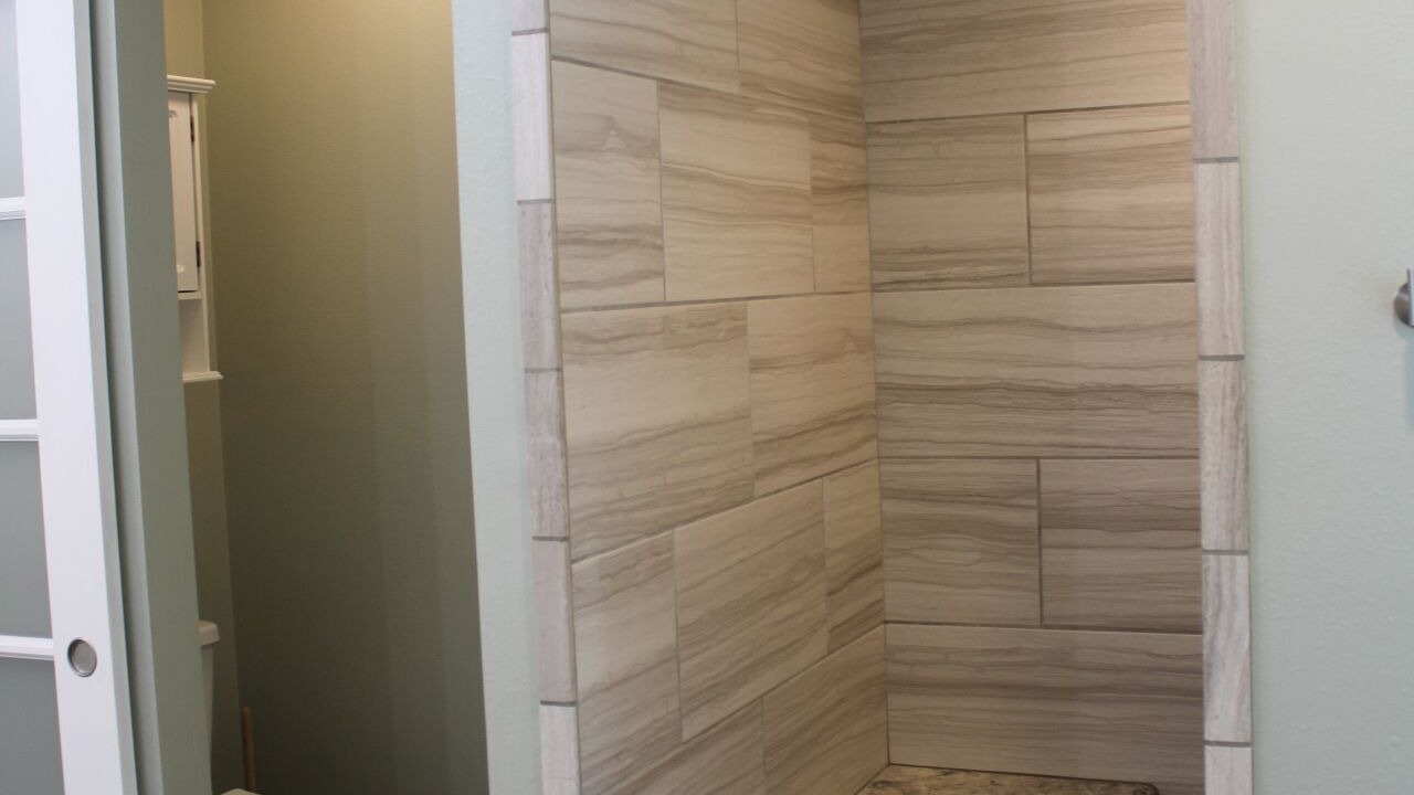 Photo of Bathroom in Benton County