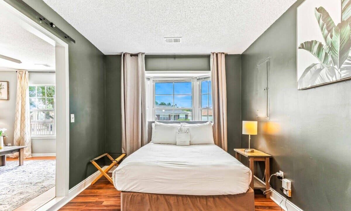 Photo of Bedroom in Pooler
