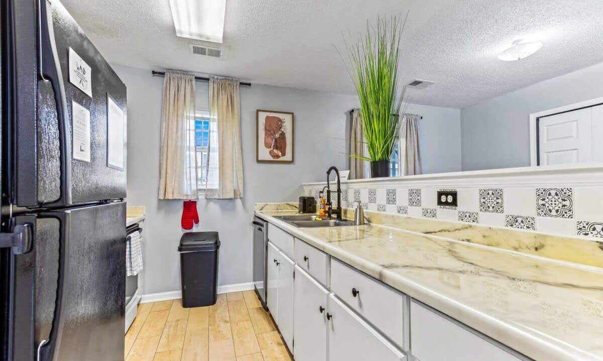 Photo of Kitchen in Pooler