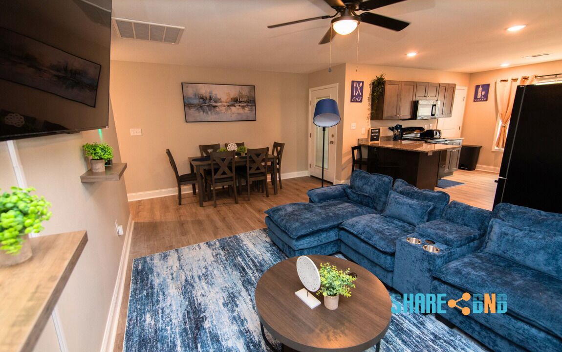 Photo of Livingroom in Jacksonville