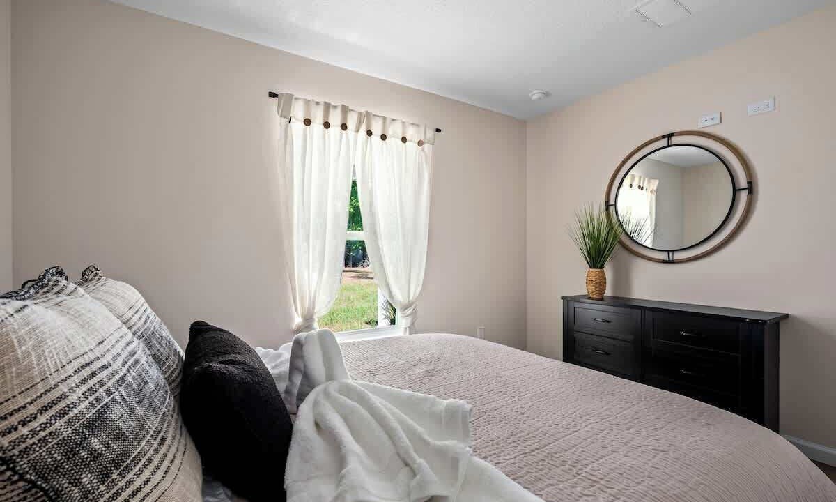Photo of Bedroom in Fellowship