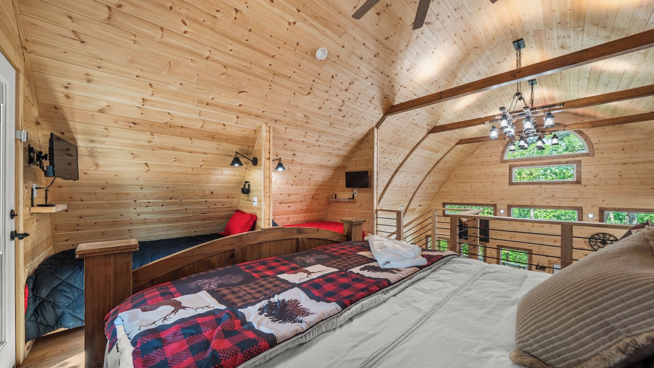 Photo of Bedroom in Hot Springs Village