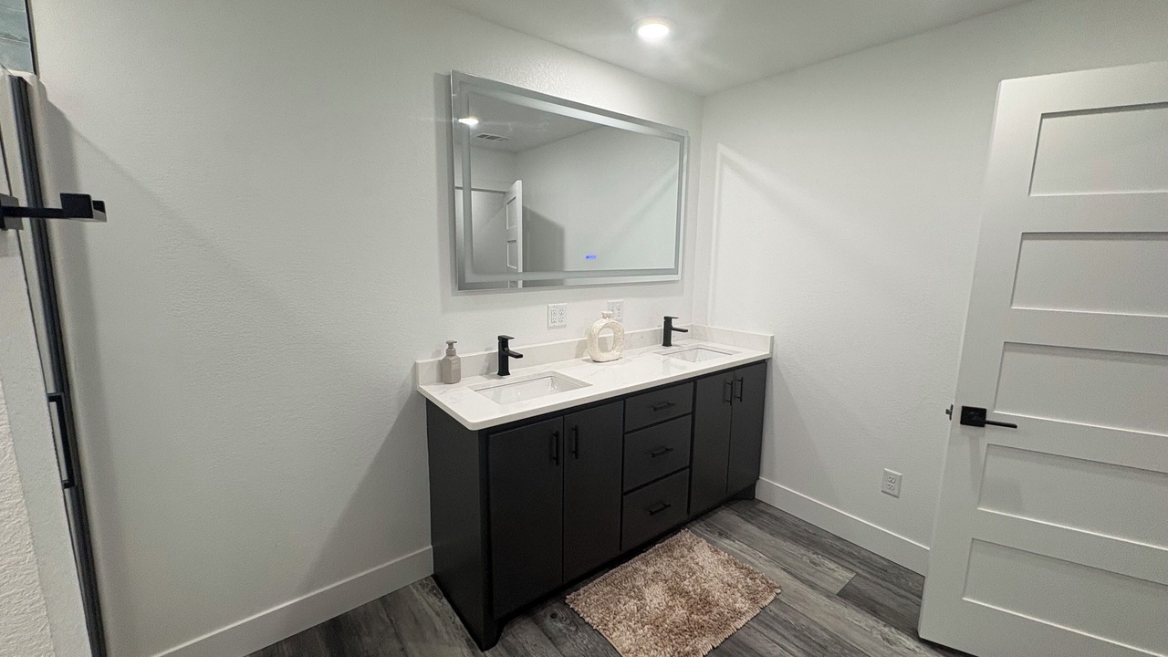 Photo of Bathroom in Clinton