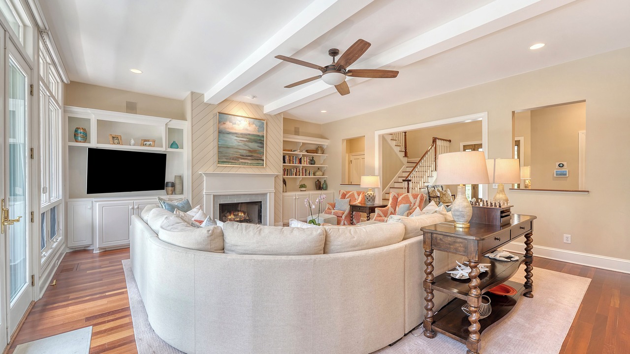Photo of Livingroom in Vanderhorst Plantation
