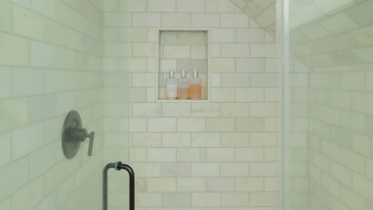 Photo of Bathroom in Dixon Park