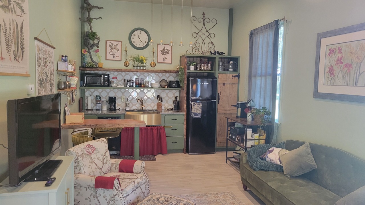 Photo of Livingroom in Hollywood