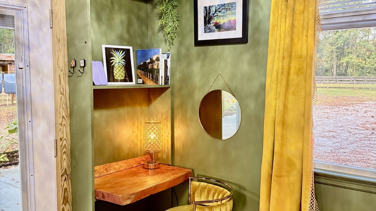 Photo of Bedroom in Hollywood