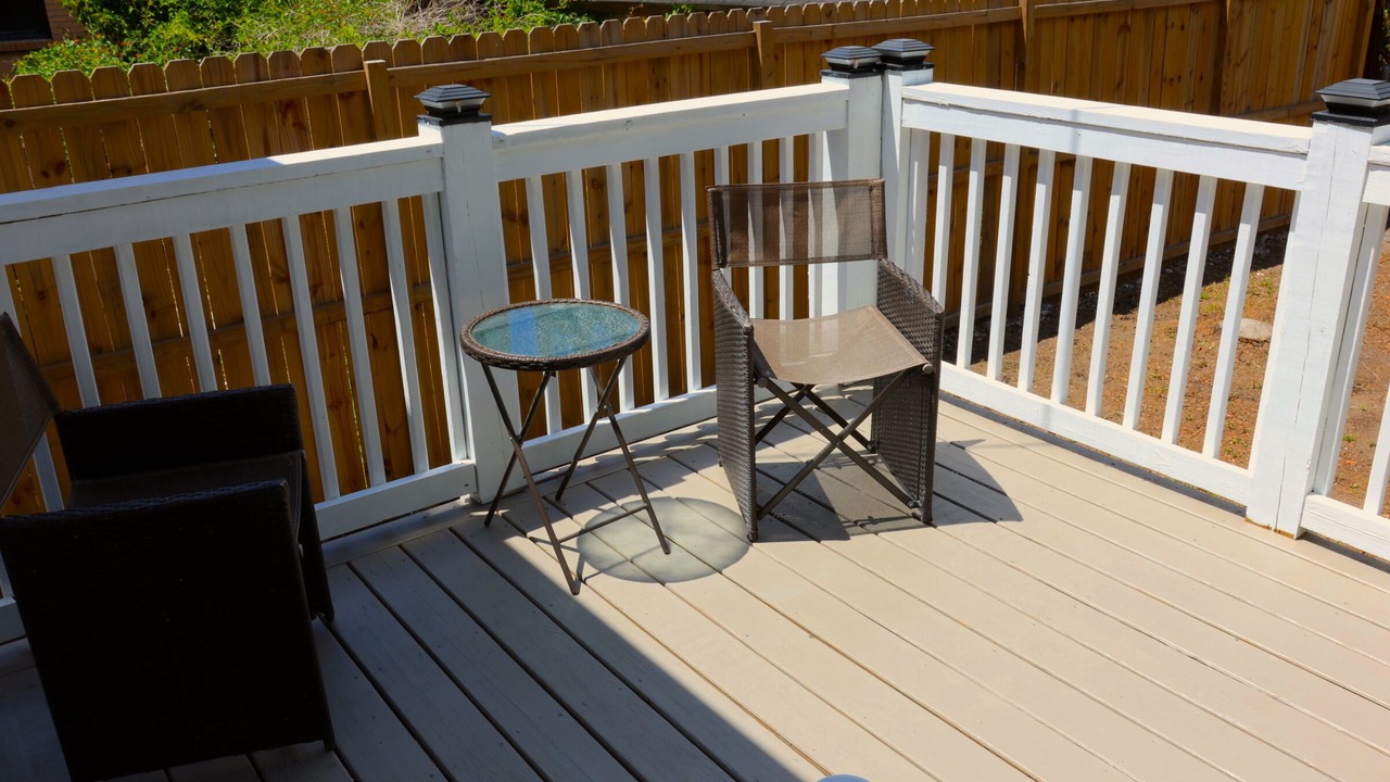 Photo of Patio Balcony in Metropolitan