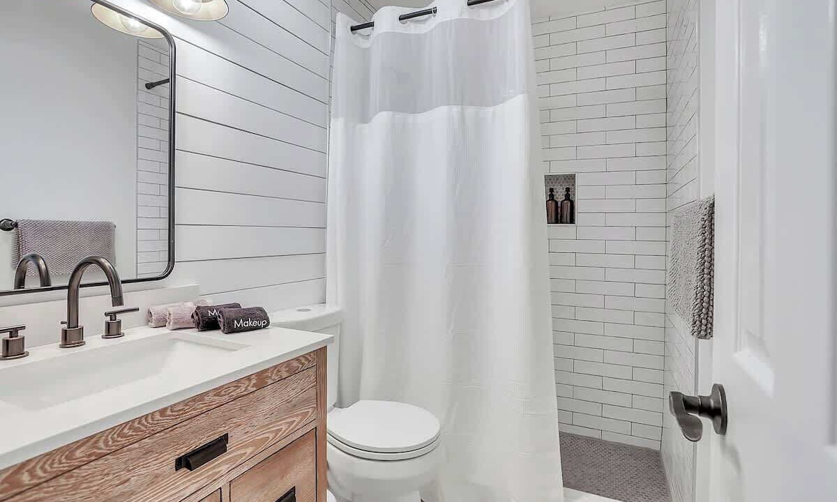 Photo of Bathroom in Savannah