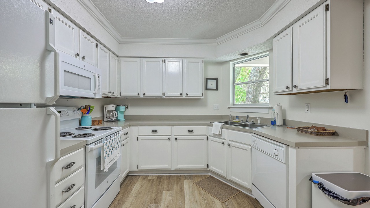 Photo of Kitchen in Seabrook Island