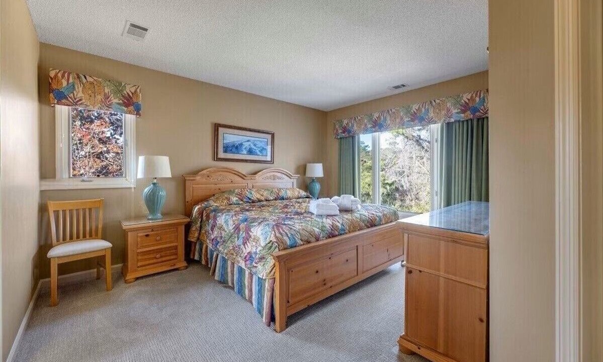 Photo of Bedroom in Shipyard Plantation