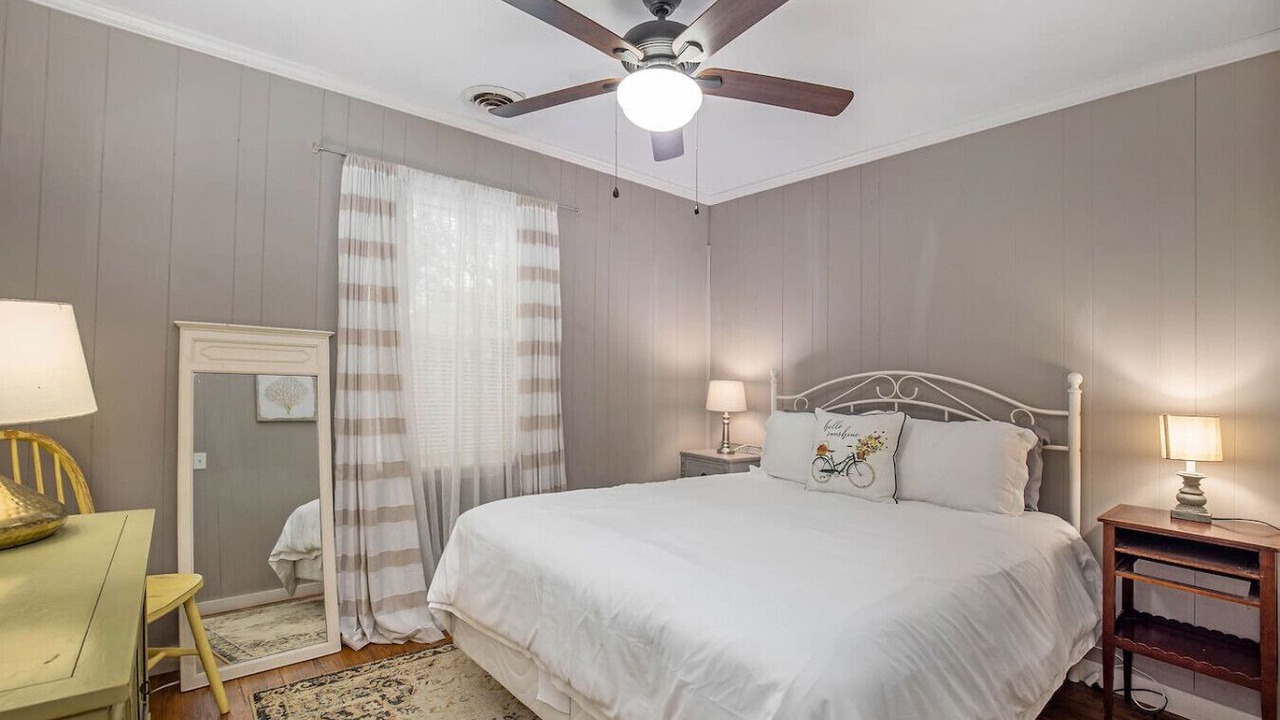 Photo of Bedroom in Mount Pleasant