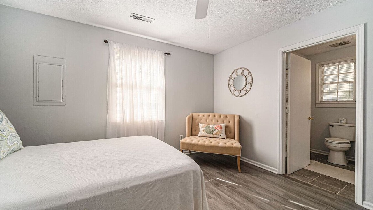 Photo of Bedroom in Mount Pleasant
