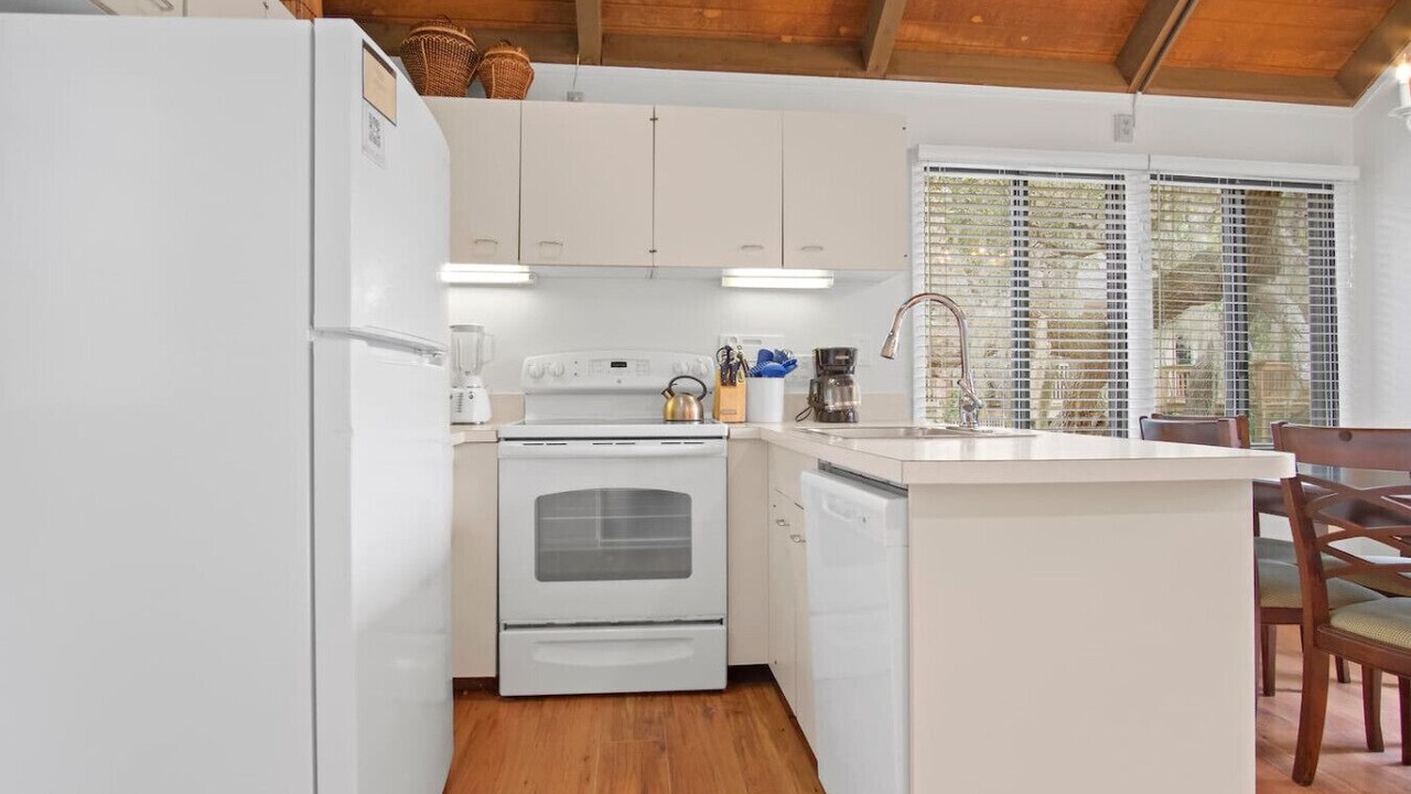 Photo of Kitchen in Night Heron