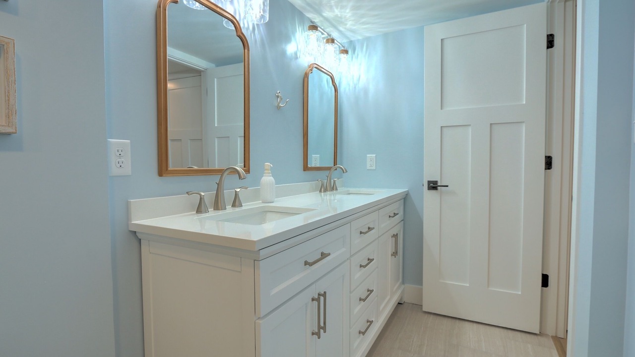 Photo of Bathroom in South Beach