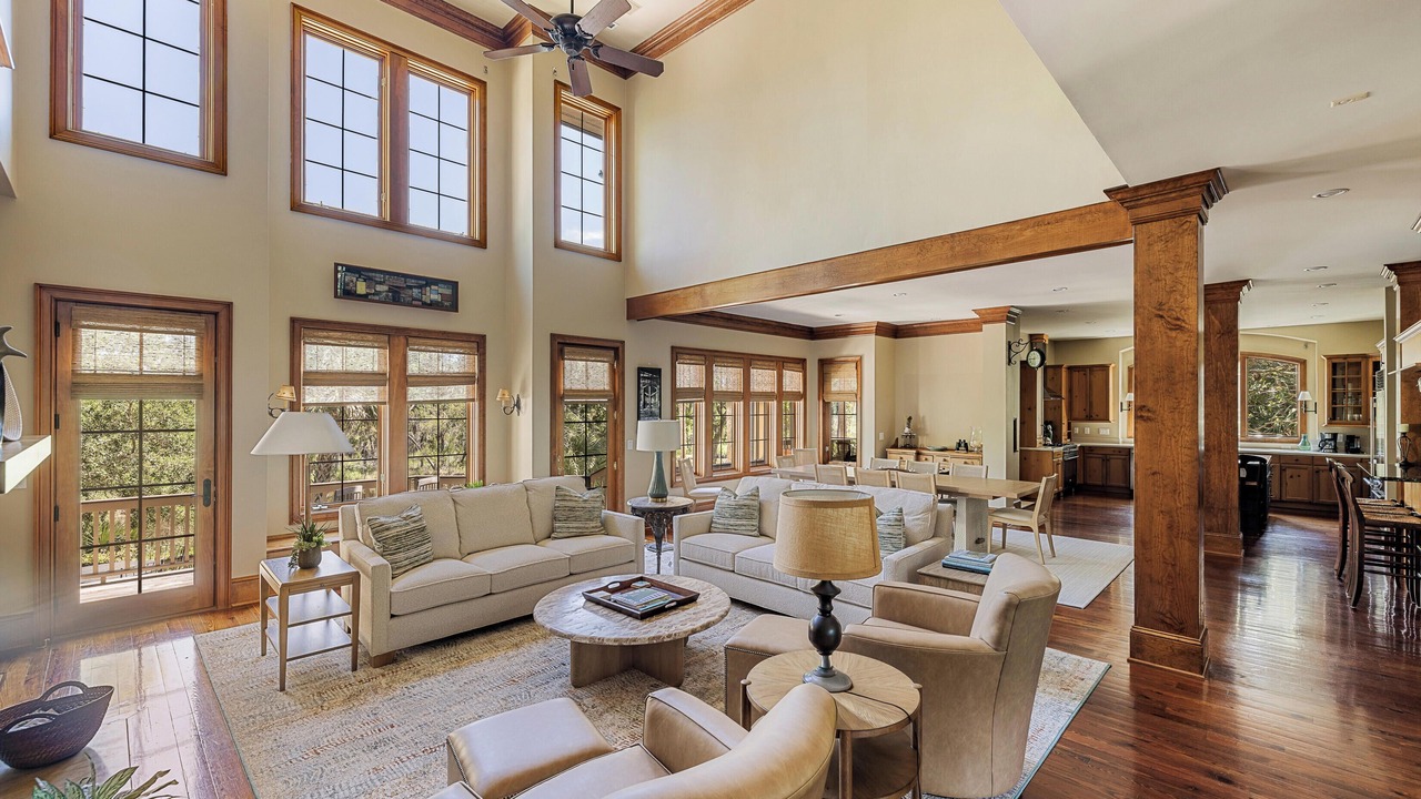 Photo of Livingroom in Vanderhorst Plantation