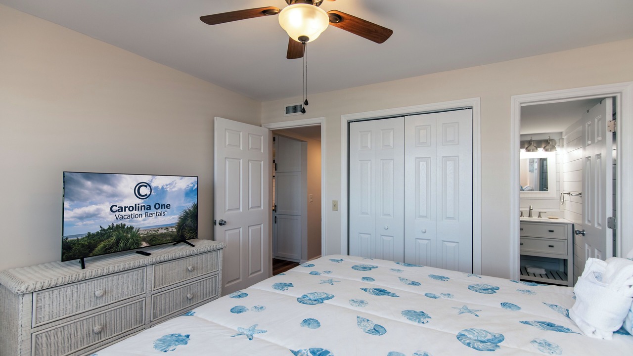 Photo of Bedroom in Edisto Island