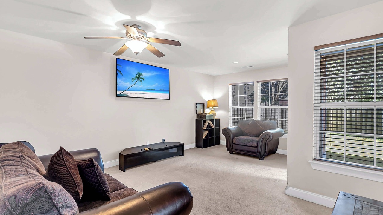 Photo of Livingroom in Ladson