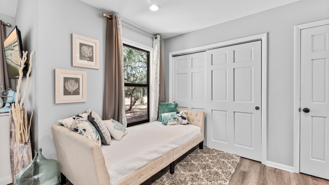 Photo of Bedroom in Seabrook Island