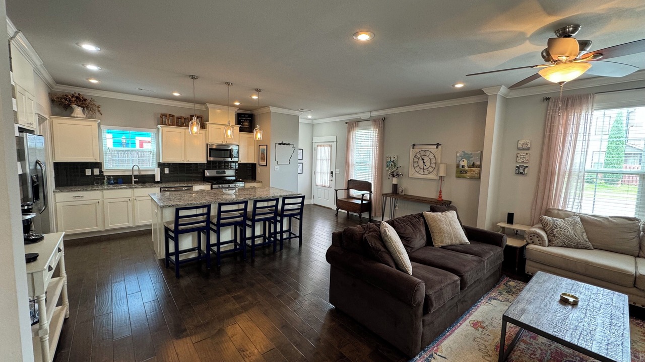 Photo of Livingroom in Rogers